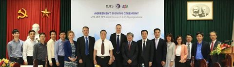 Delegates at the UTS, VNU-UET and FPT agreement signing.