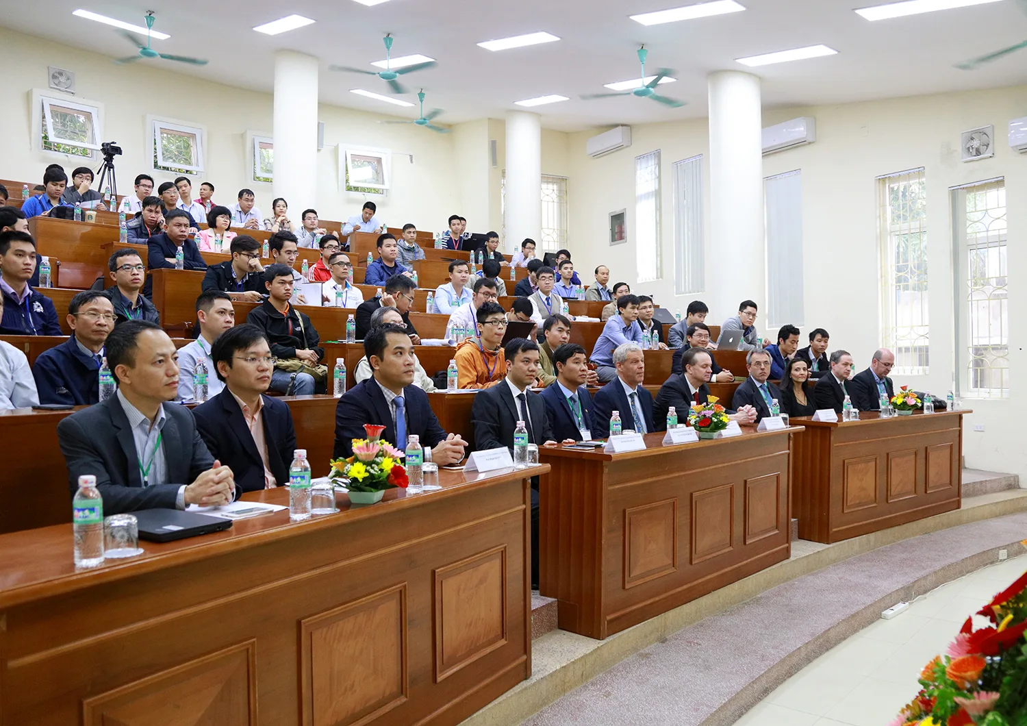 Audience members seated in the lecture hall during the Research School 2017 opening.